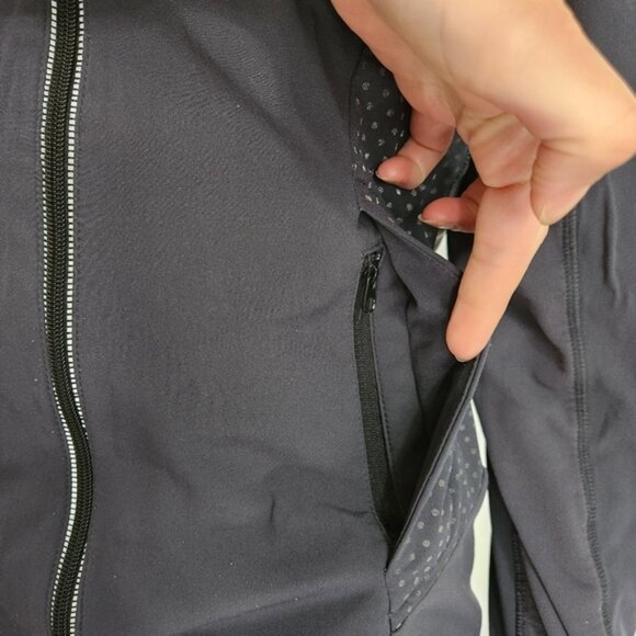 Lululemon Black Fitted Athletic Jacket Size M - Picture 12 of 14